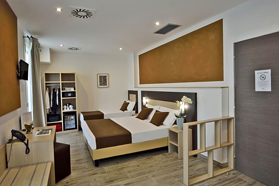 Hotel Luxor Florence