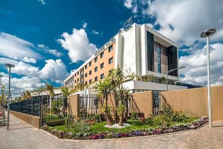 Golden Tulip Royaume