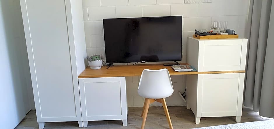 Peninsula Beach Motel