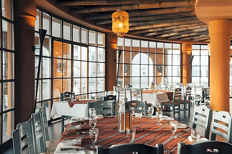 Millennium Lakeview Hotel