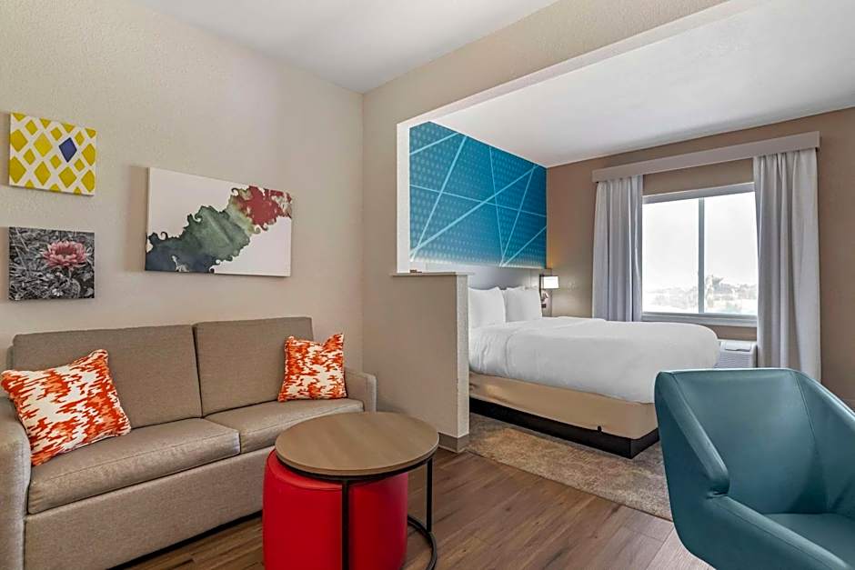 Comfort Suites Laredo - Nuevo Laredo