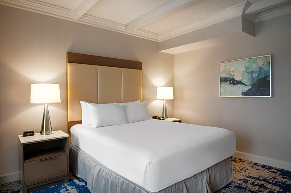 Crowne Plaza Albany - The Desmond Hotel By IHG