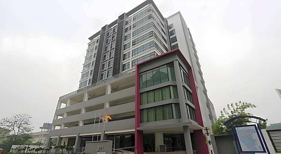 Nexus Regency Suites & Hotel