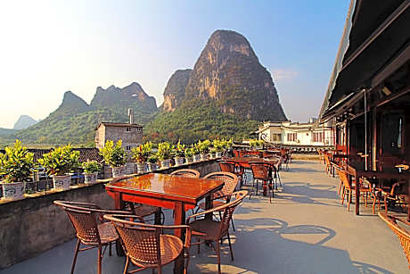 Yangshuo Village Inn Boutique Hotel
