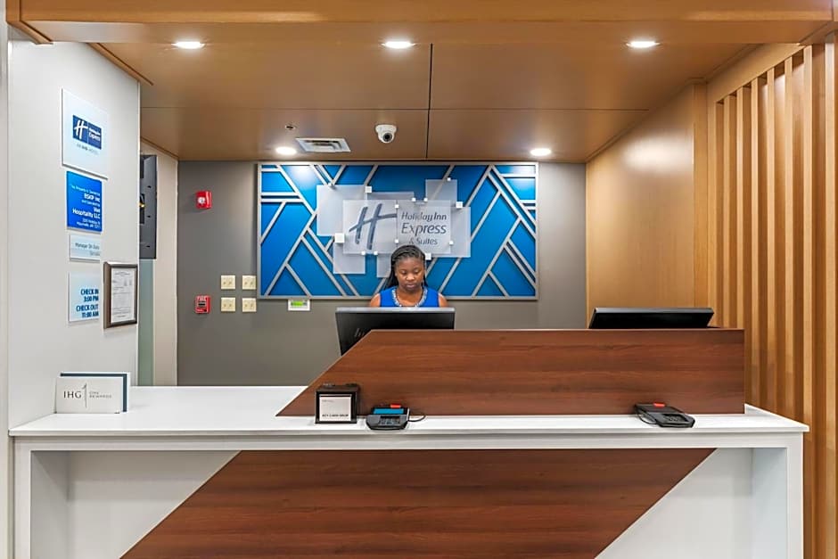 Holiday Inn Express & Suites Maumelle By IHG