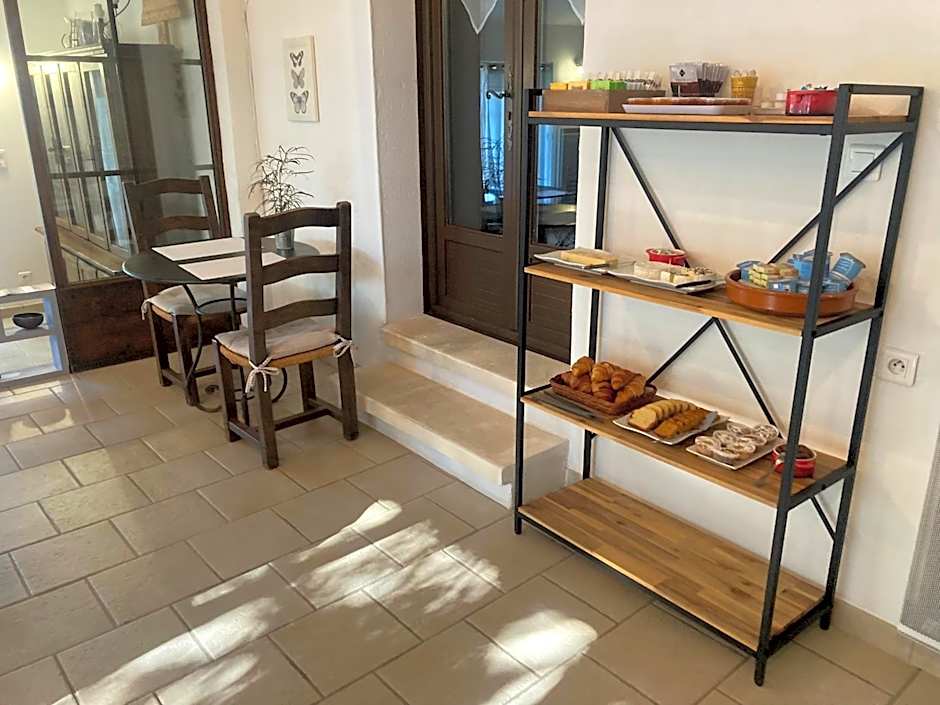 Clos des Lavandes - Chambres et Suites de charme climatisées-Luberon