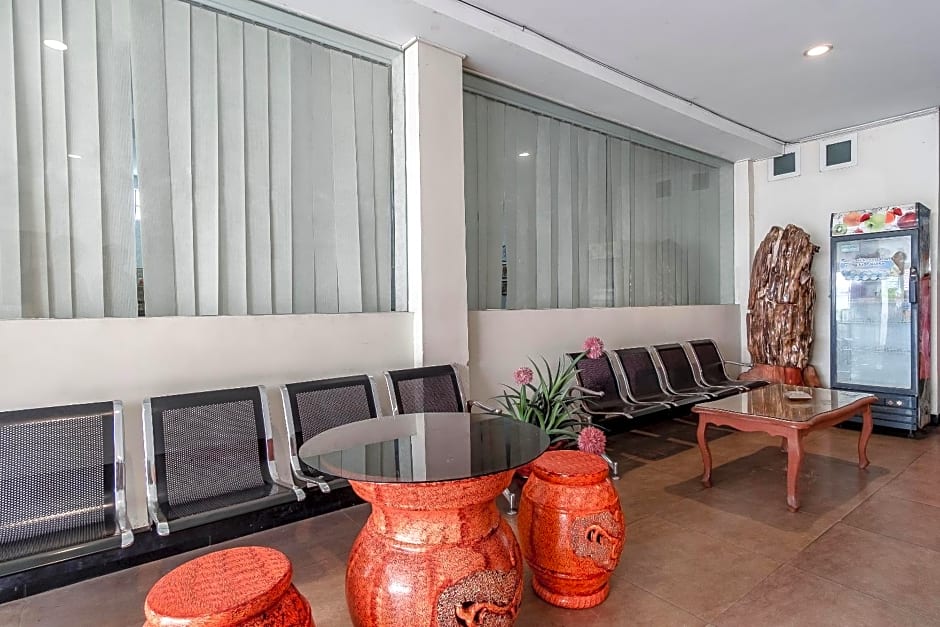 OYO 294 Andrea Residence Syariah