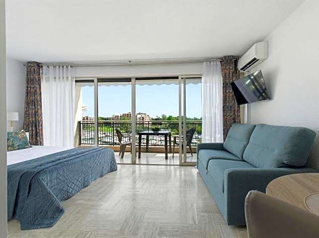 Cannes Marina Appart Hotel Mandelieu