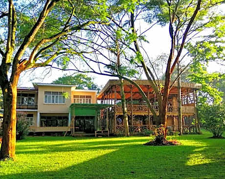 Jinja Backpackers