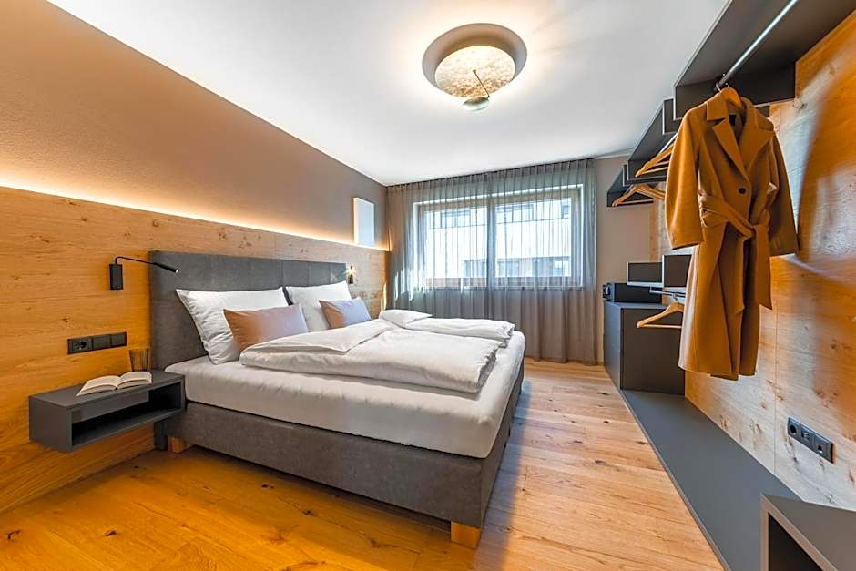Rienz Alpine City Suites