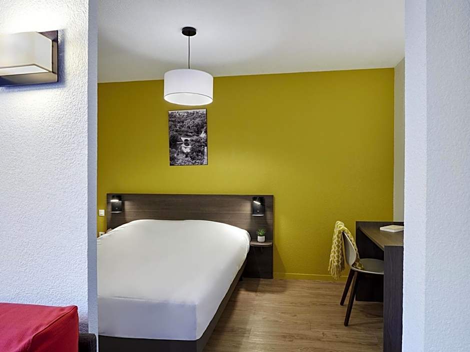 Adagio Access Poitiers Aparthotel