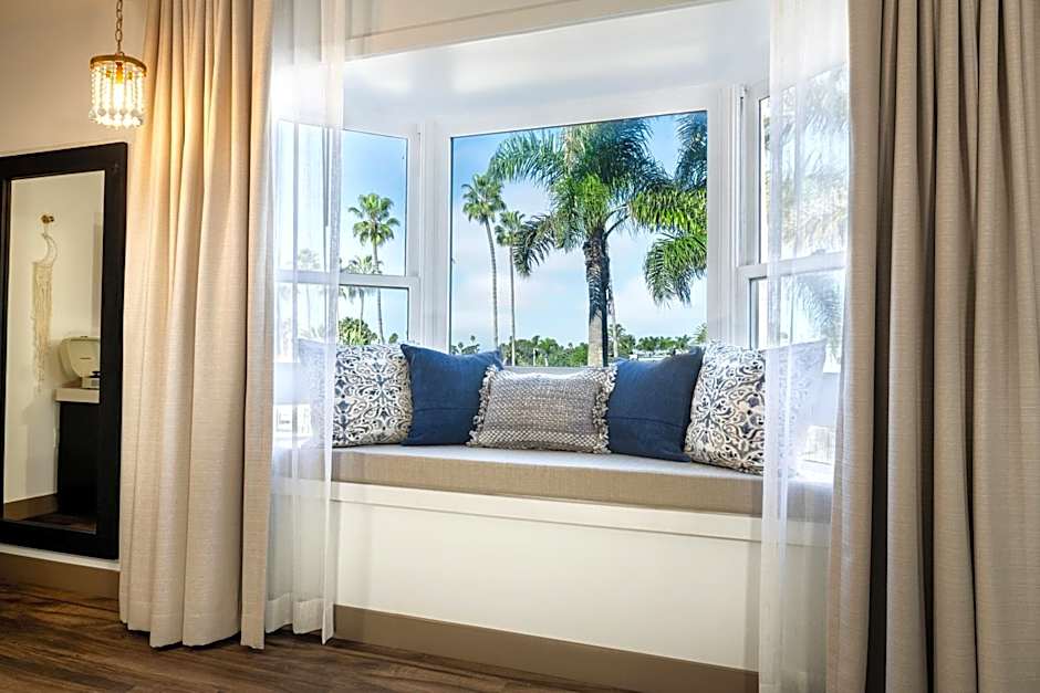 Cardiff By The Sea Lodge