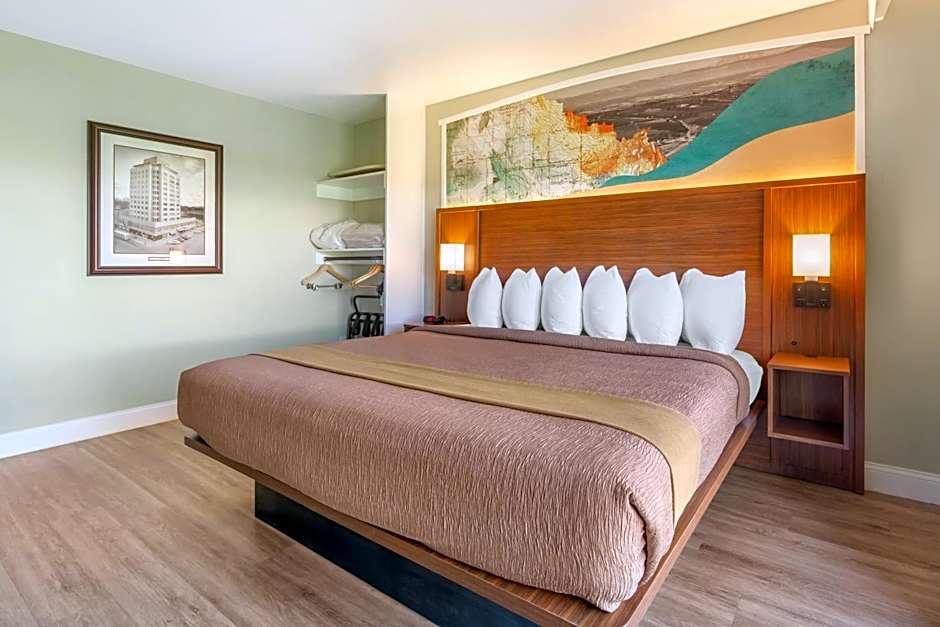 Best Western Plus Ahtanum Inn