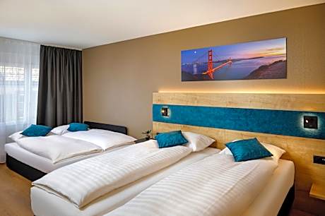 Comfort Quadruple Room