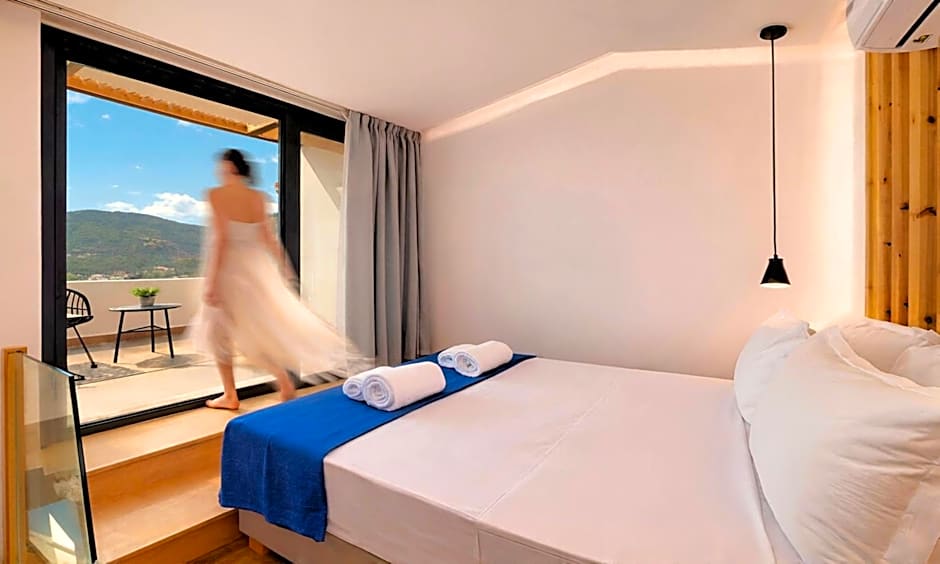 Aelia Suites