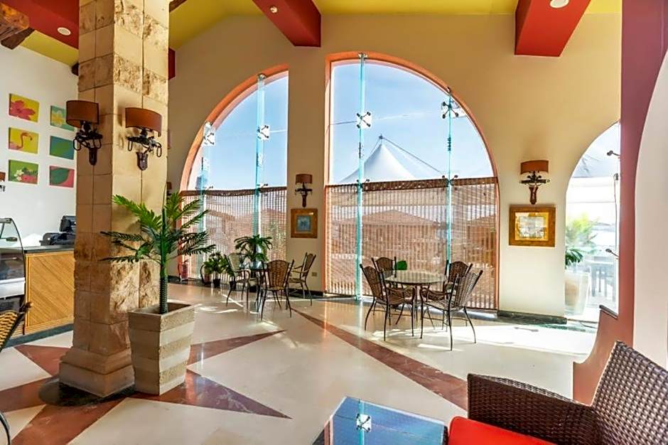 Golden Ocean Marina Hotel