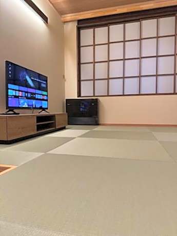 Japanese-Style Room