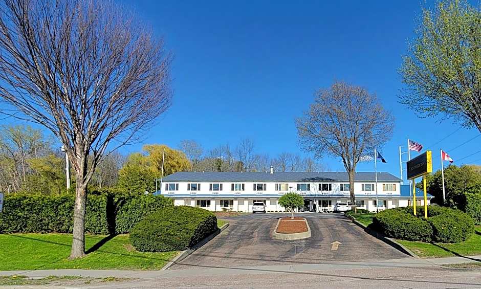 South Side Inn - Burlington