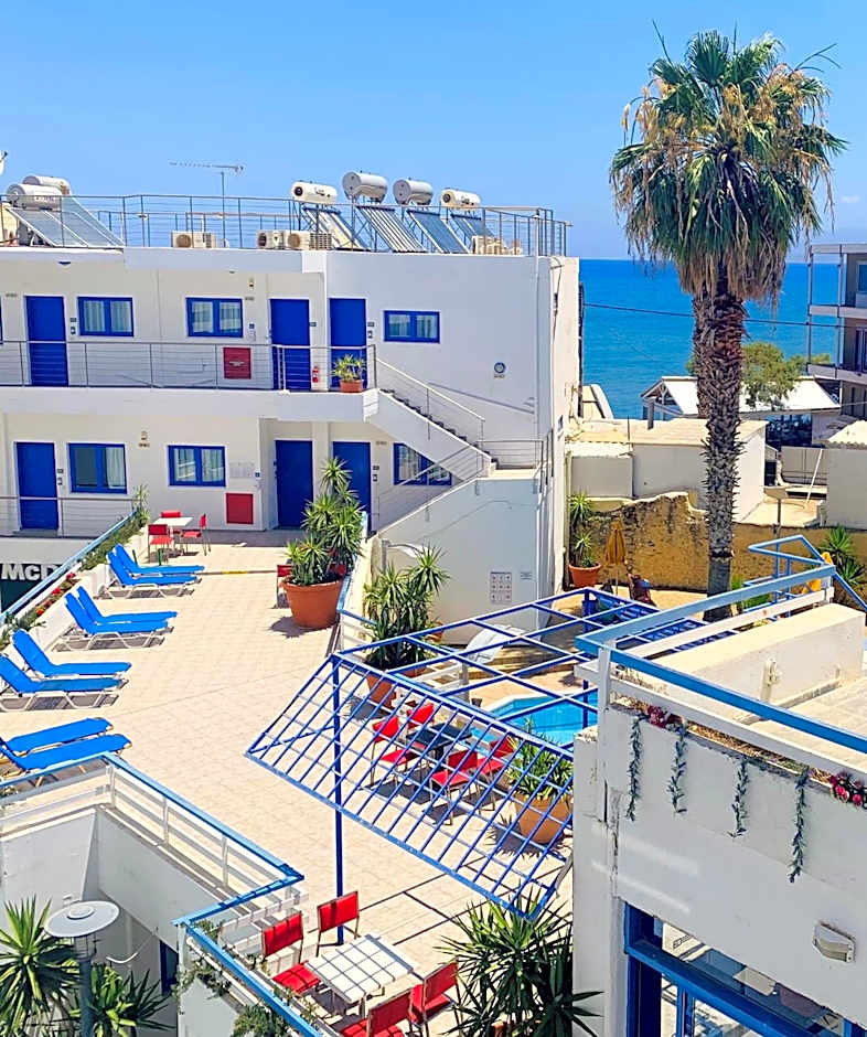 Kassavetis Center - Hotel Studios & Apartments