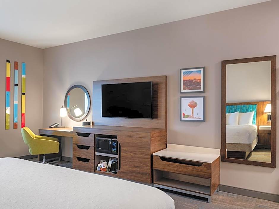 Hampton Inn & Suites Boise-Meridian