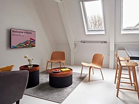 YAYS Amsterdam Salthouse Canal by Numa
