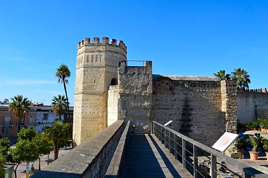 Hotel Carlos V Jerez by Vivere Stays