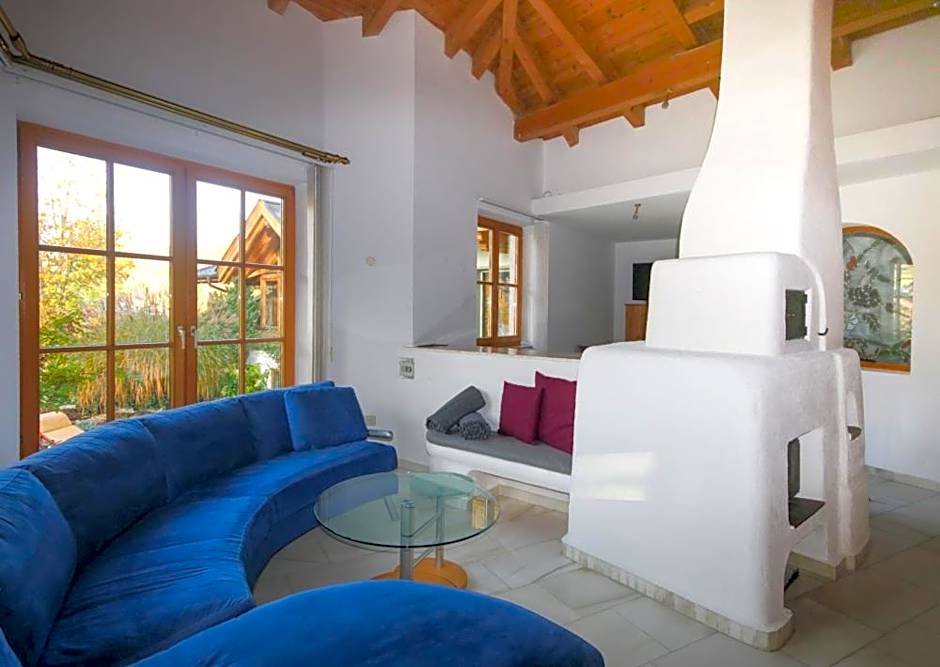 Kia Ora Hotel Restaurant