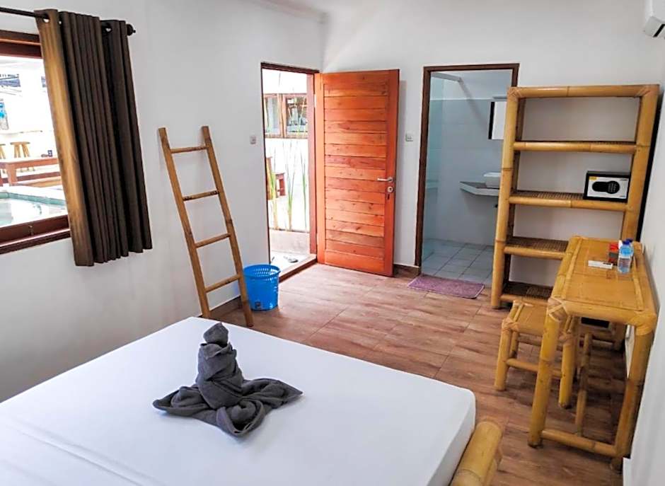 Gili Pirates Dive & BnB