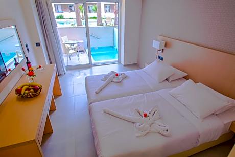 Superior Room with Private Jacuzzi Pool