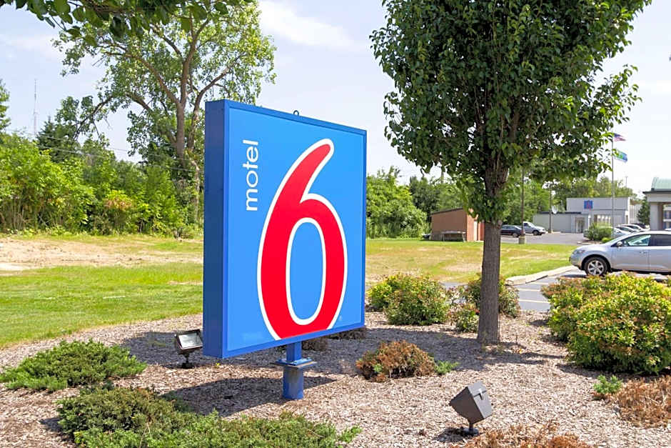 Motel 6 Richfield OH