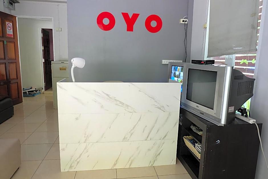 OYO 75429 '101 place navanakorm'