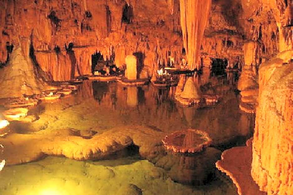 Tskaltubo Plaza Hotel