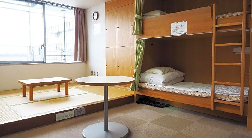 Shin Osaka Youth Hostel