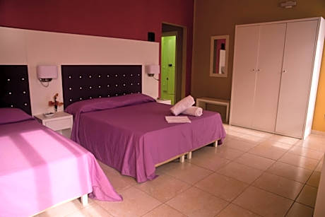Luxury Triple Room