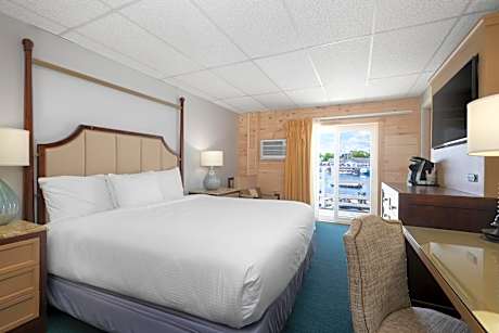 Boothbay Harbor Inn