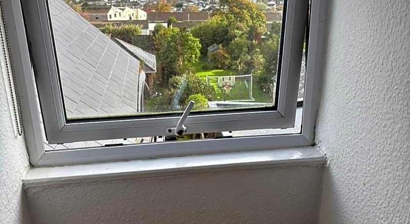 Donnington Guest House