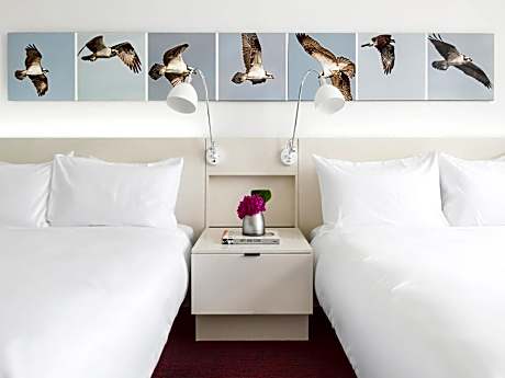 Deluxe Queen Room