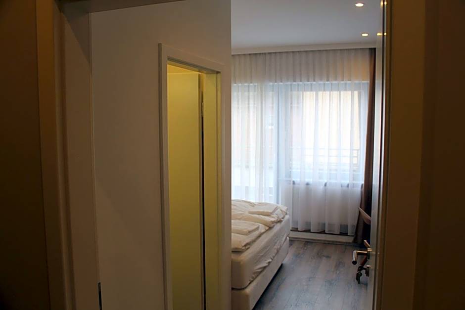 Slamba Hostel