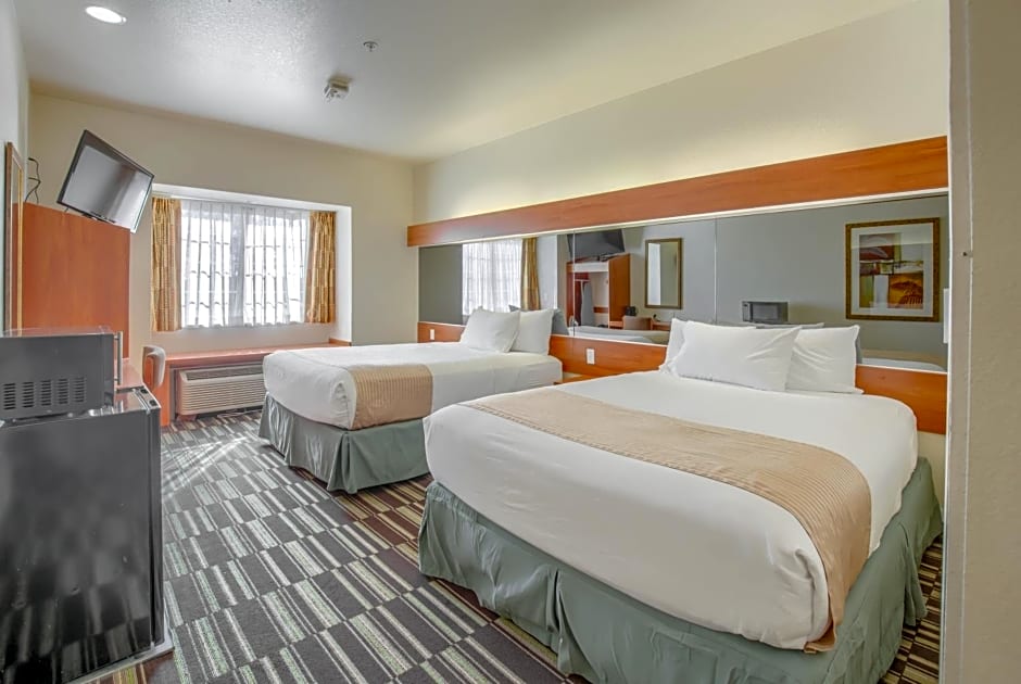 Microtel Inn & Suites By Wyndham Gulf Shores