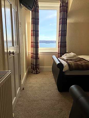 Standard Twin Room with Sea View