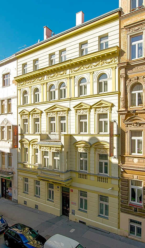 Downtown Suites Kodanska