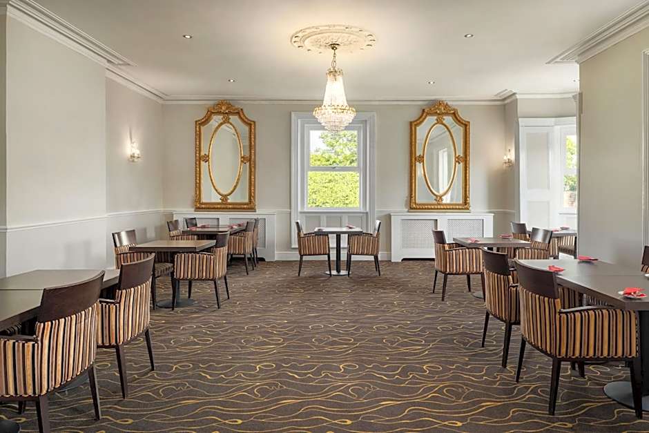 Ramada by Wyndham Cheltenham