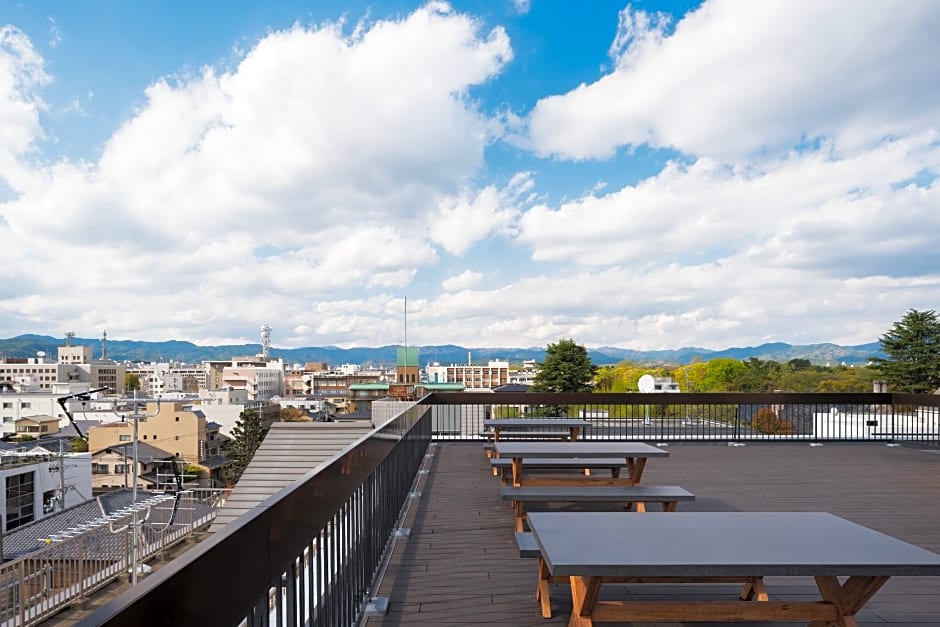 RAKURO Kyoto by THE SHARE HOTELS