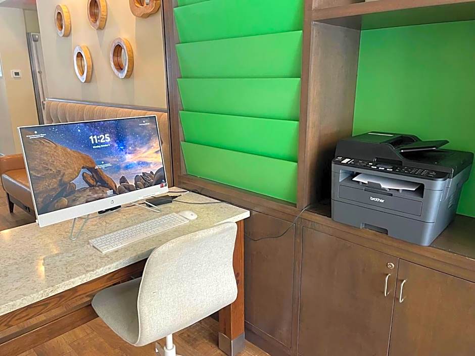 Holiday Inn Hotel and Suites Peachtree City by IHG