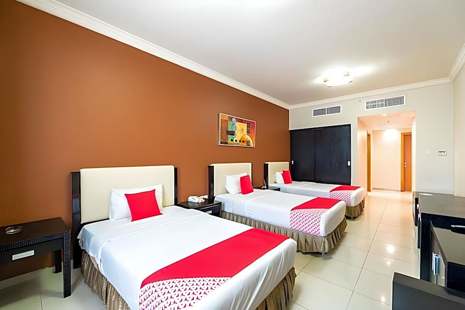 Crystal Plaza Hotel