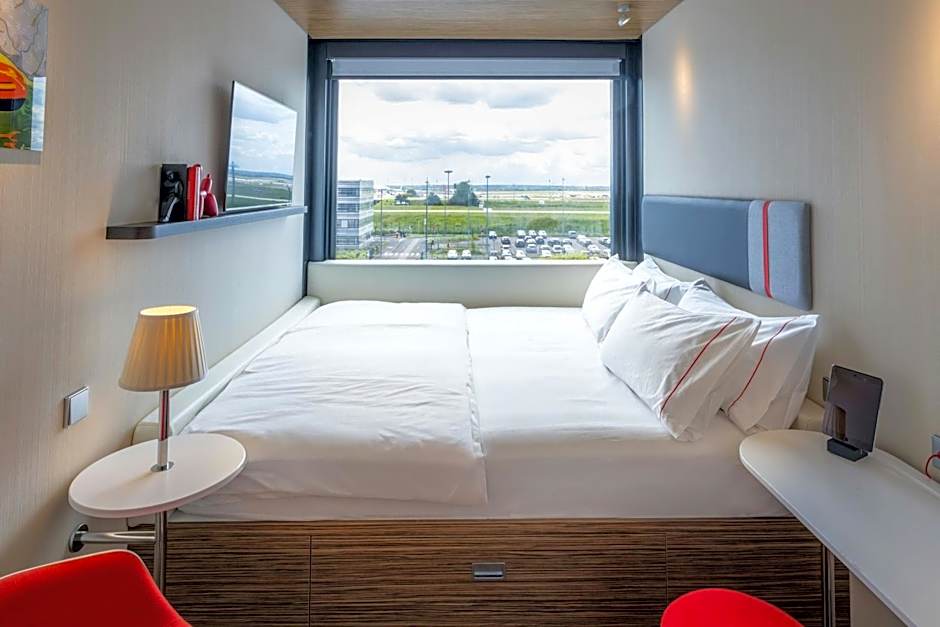 citizenM Paris Charles de Gaulle Airport