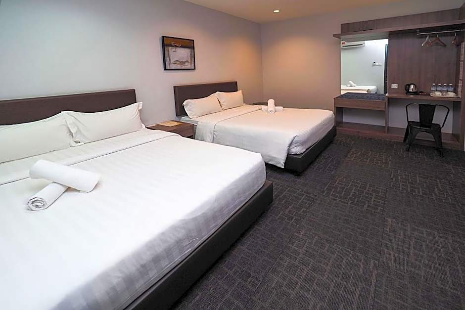 S Boutique Hotel