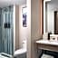 Hotel Lela Wilmington, Tapestry Collection by Hilton