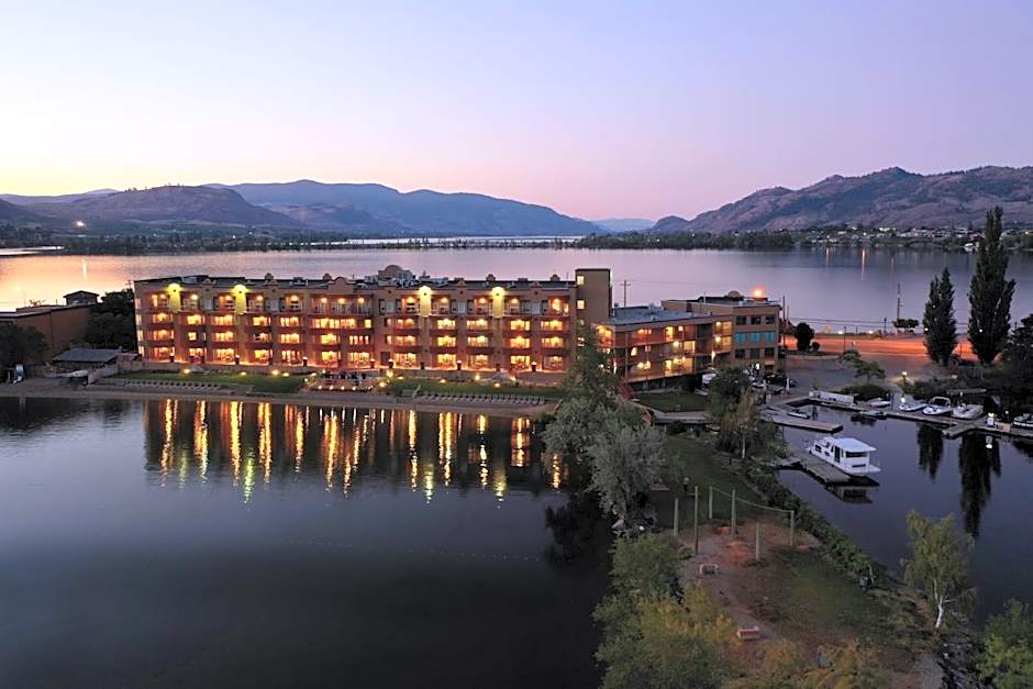 Holiday Inn Hotel & Suites Osoyoos By IHG