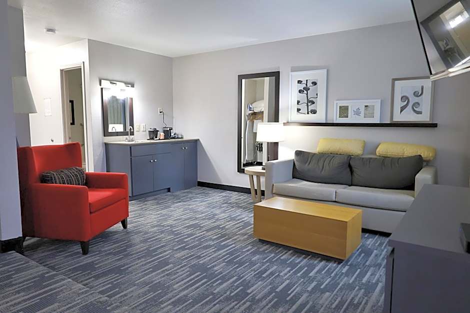 Country Inn & Suites by Radisson, Sparta, WI